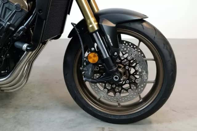 Honda CB650R (2026) thumbnail 4