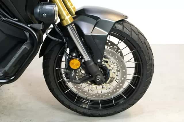 Honda X ADV (2022) thumbnail 3