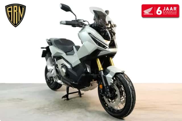 Honda X ADV (2026) thumbnail 2
