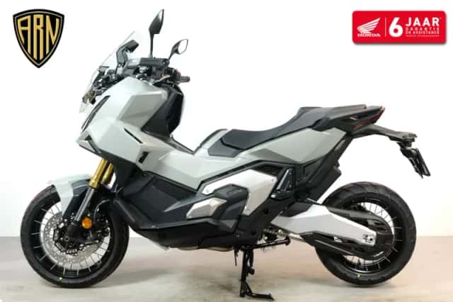 Honda X ADV (2026) thumbnail 3