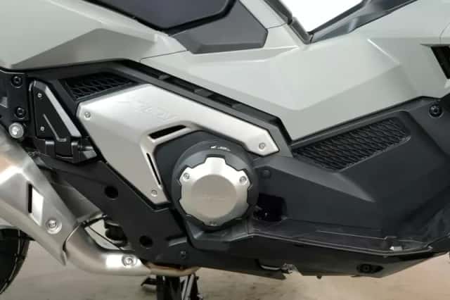 Honda X ADV (2026) thumbnail 5