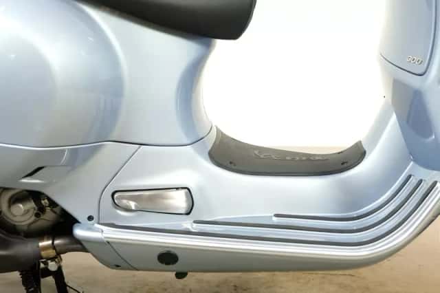 Vespa GTS 300 (2022) thumbnail 5