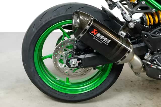 Kawasaki Z900 SE Performance (2026) thumbnail 6