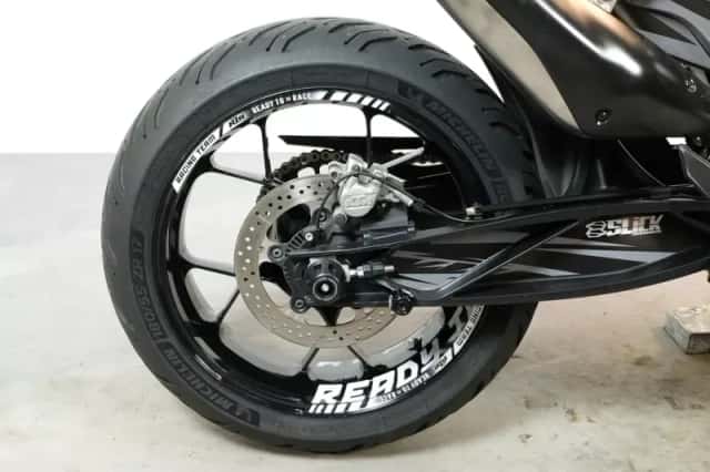 KTM 790 Duke (2019) thumbnail 6