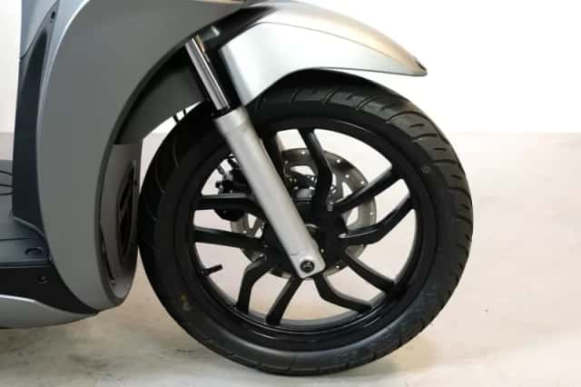 Kymco NEW PEOPLE S 200i (2024) thumbnail 4