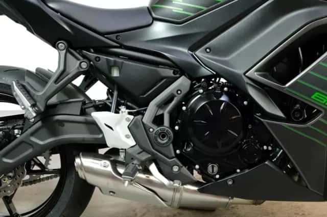 Kawasaki Ninja 650 (2026) thumbnail 5