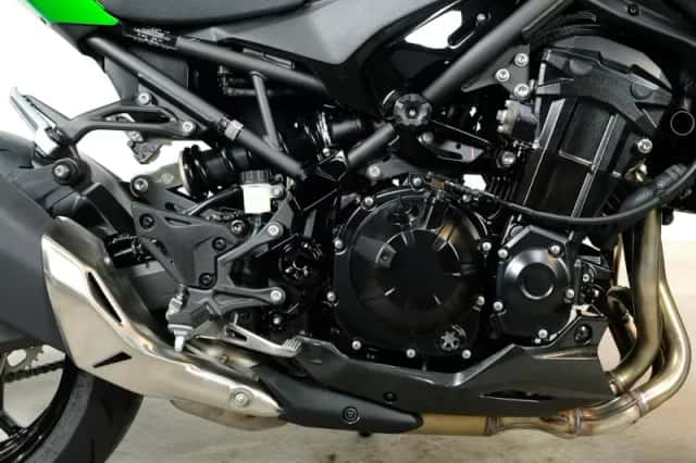 Kawasaki Z900 (2026) thumbnail 5
