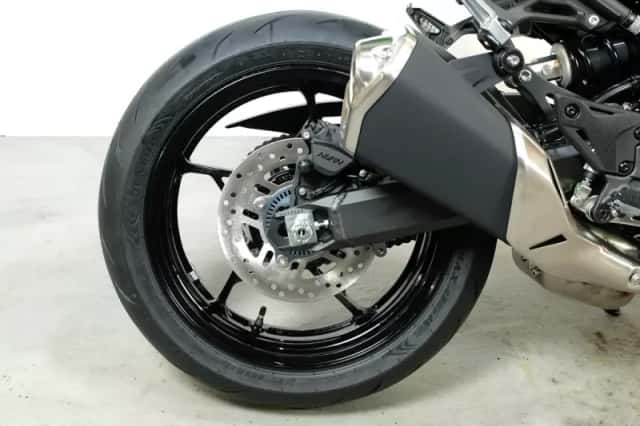 Kawasaki Z900 (2026) thumbnail 6