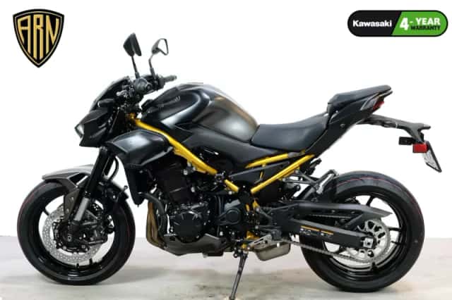 Kawasaki Z900 (2026) thumbnail 2