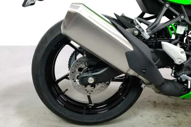 Kawasaki Ninja (2026) thumbnail 6