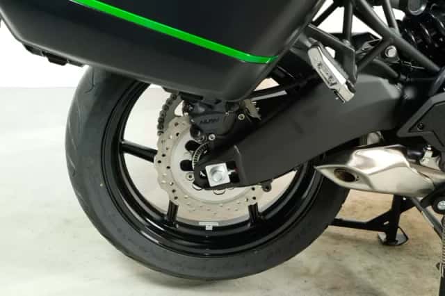 Kawasaki Versys 650 Grand Tourer (2026) thumbnail 6