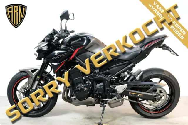Kawasaki Z900 (2023) thumbnail 3