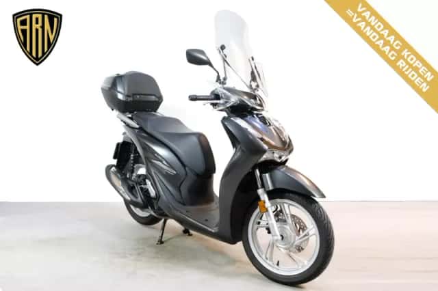 Honda SH 150i (2020) thumbnail 2