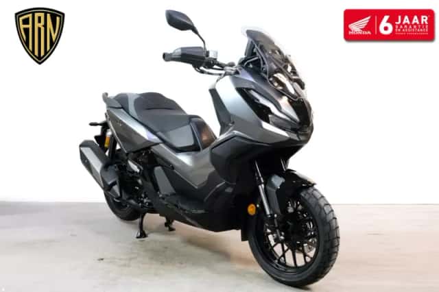 Honda Adv 350 (2026) thumbnail 2