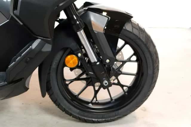 Honda Adv 350 (2026) thumbnail 4