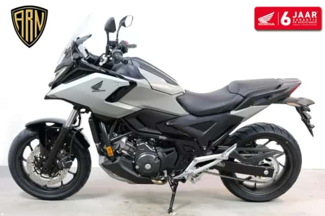 Honda NC750X (2026) thumbnail 3