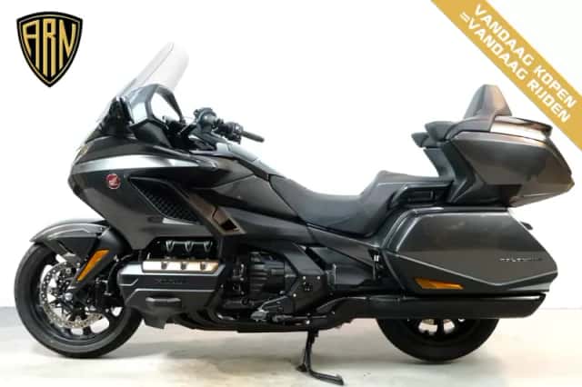 Honda GL 1800 GOLDWING DELUXE (2024) thumbnail 3
