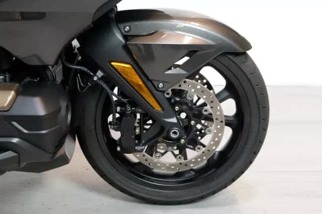 Honda GL 1800 GOLDWING DELUXE (2024) thumbnail 4