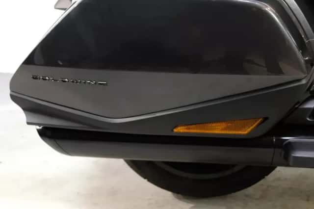 Honda GL 1800 GOLDWING DELUXE (2024) thumbnail 6