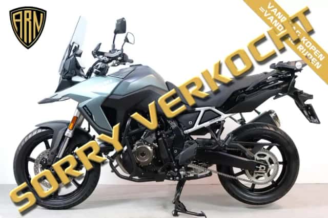Suzuki V-Strom 800 (2024) thumbnail 3