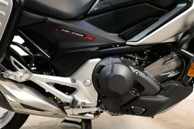 Honda NC750X (2017) thumbnail 5