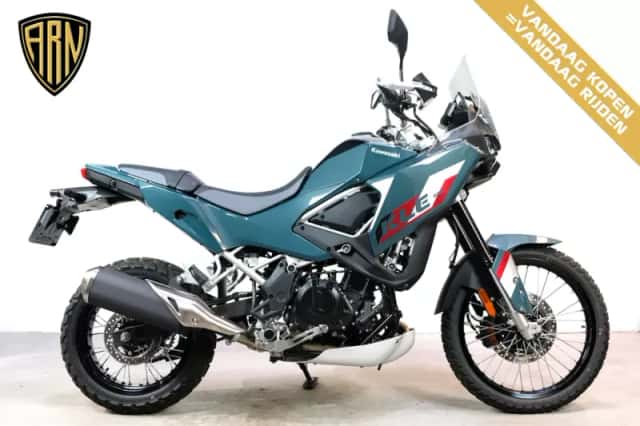 Kawasaki KLE 500 (2026) thumbnail 1