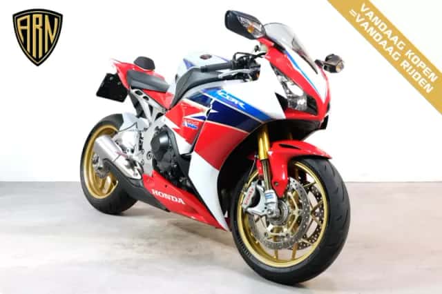 Honda CBR 1000RR SP (2014) thumbnail 2