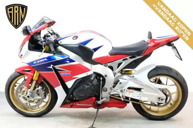 Honda CBR 1000RR SP (2014) thumbnail 3