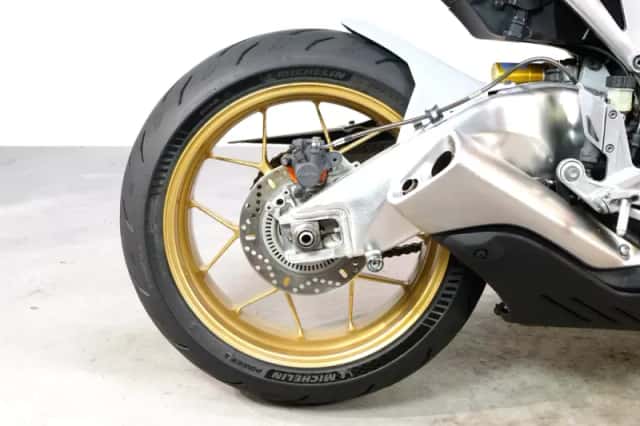 Honda CBR 1000RR SP (2014) thumbnail 6