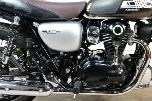 Kawasaki W800 (2019) thumbnail 5