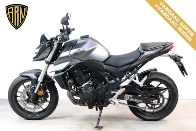 Honda CB 750 Hornet (2024) thumbnail 3