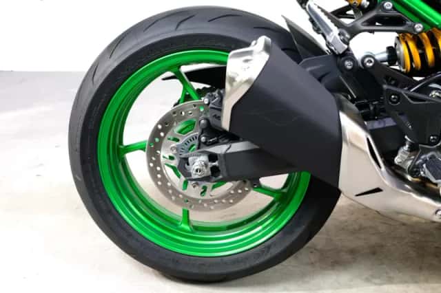 Kawasaki Z 900 se (2026) thumbnail 6