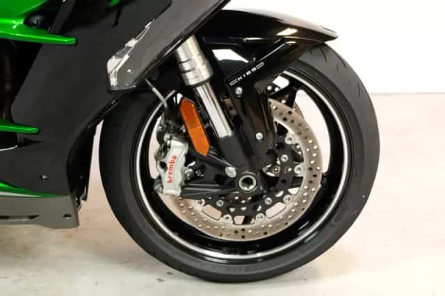 Kawasaki Ninja H2 (2026) thumbnail 4