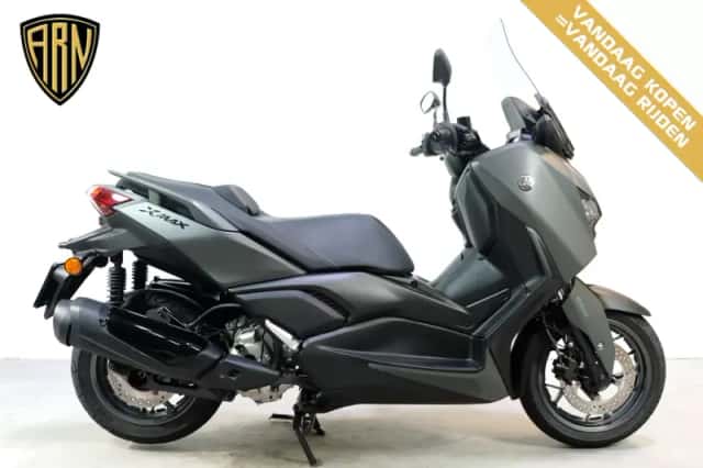 Yamaha X-MAX 300 (2025) thumbnail 1