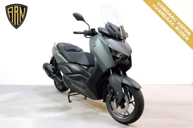 Yamaha X-MAX 300 (2025) thumbnail 2