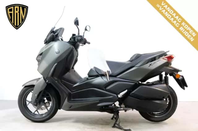 Yamaha X-MAX 300 (2025) thumbnail 3