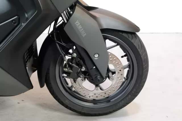 Yamaha X-MAX 300 (2025) thumbnail 4