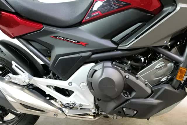 Honda NC750X (2020) thumbnail 5
