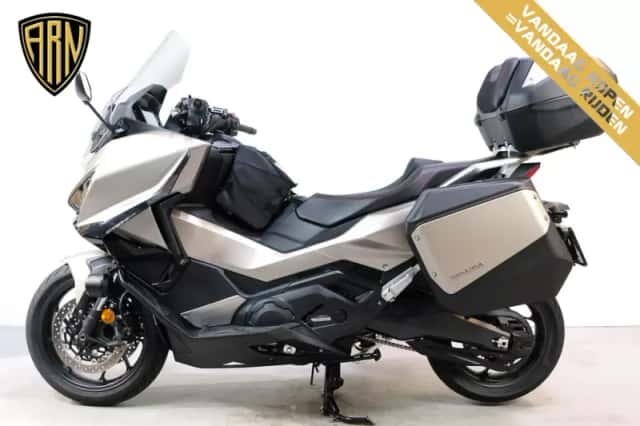 Honda Forza (2026) thumbnail 3