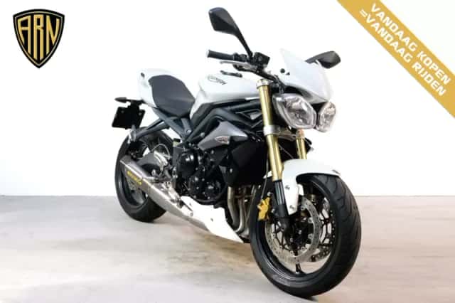 Triumph Street Triple (2018) thumbnail 2