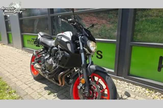Yamaha MT-07 (2019) thumbnail 2
