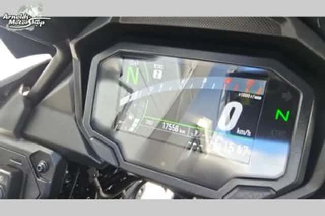 Kawasaki Versys 650 (2023) thumbnail 2