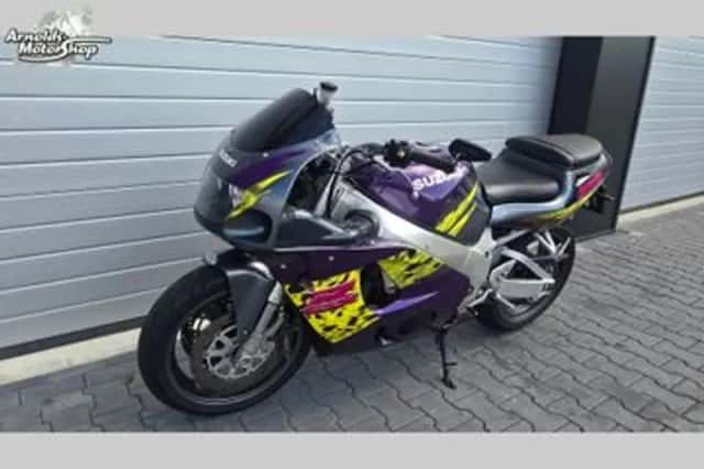 Suzuki GSX-R750 (1996) thumbnail 5