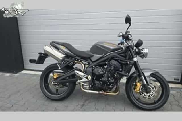 Triumph Street Triple (2008) thumbnail 1