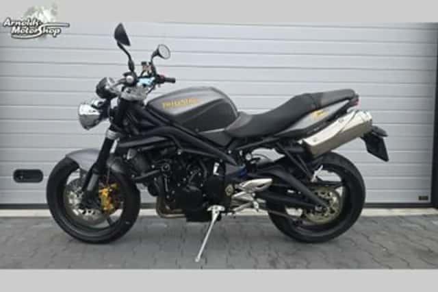 Triumph Street Triple (2008) thumbnail 5