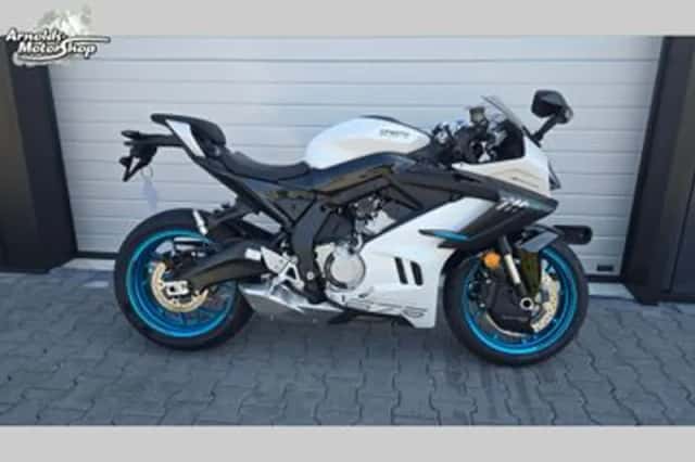 CFMoto 675SR-R (2026) thumbnail 1