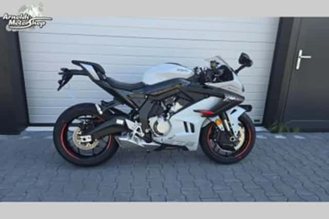 CFMoto 675SR-R (2026) thumbnail 2