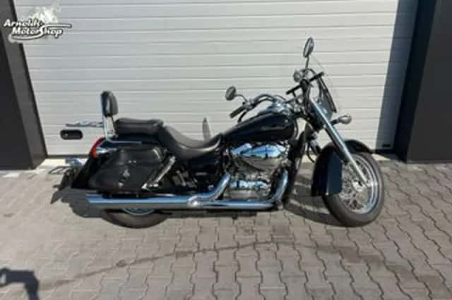 Honda VT 750C Shadow (2005) thumbnail 1