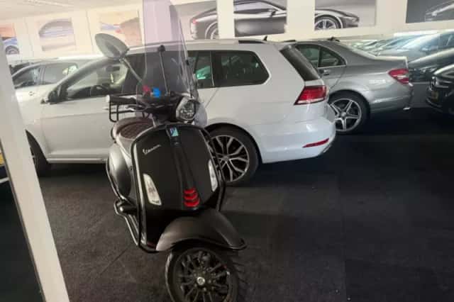 Piaggio Snorscooter Sprint 4T Sport (2022) thumbnail 1