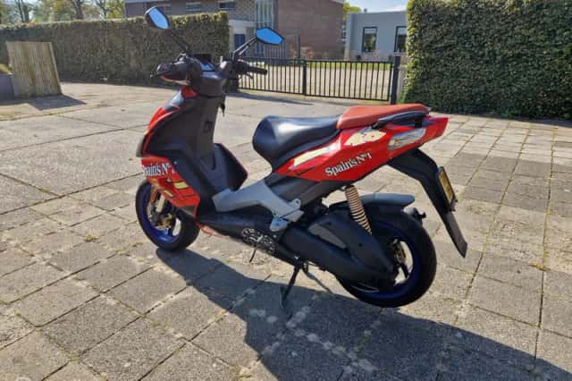Aprilia SR 50 (2008) thumbnail 4
